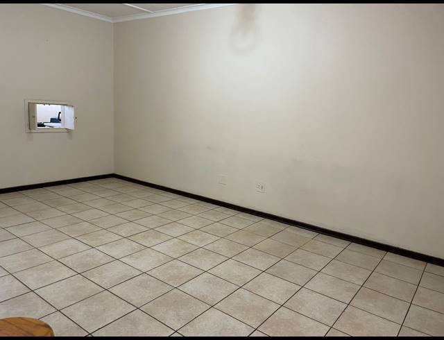 2 BEDROOM APARTMENT RENTED IN VANDERBIJLPARK CW 2